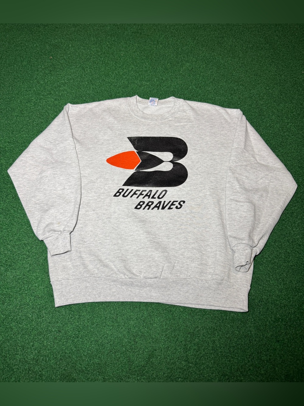 Buffalo Braves Vintage Sweatshirt Basketball RARE L/XL 23x26 Crewneck Retro